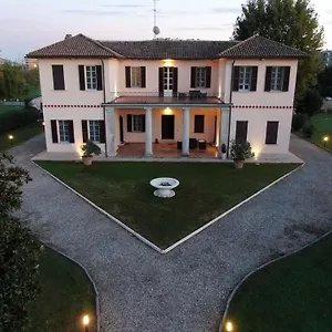 Апартаменты Mansion, Роццано